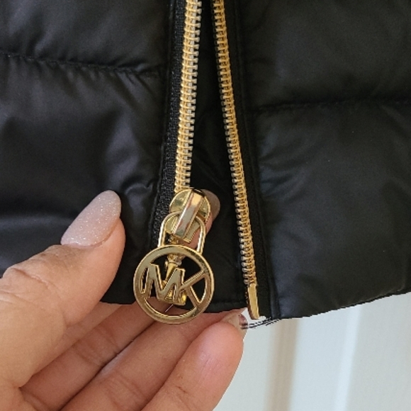 MK Black Puffer Jacket - Picture 3 of 6